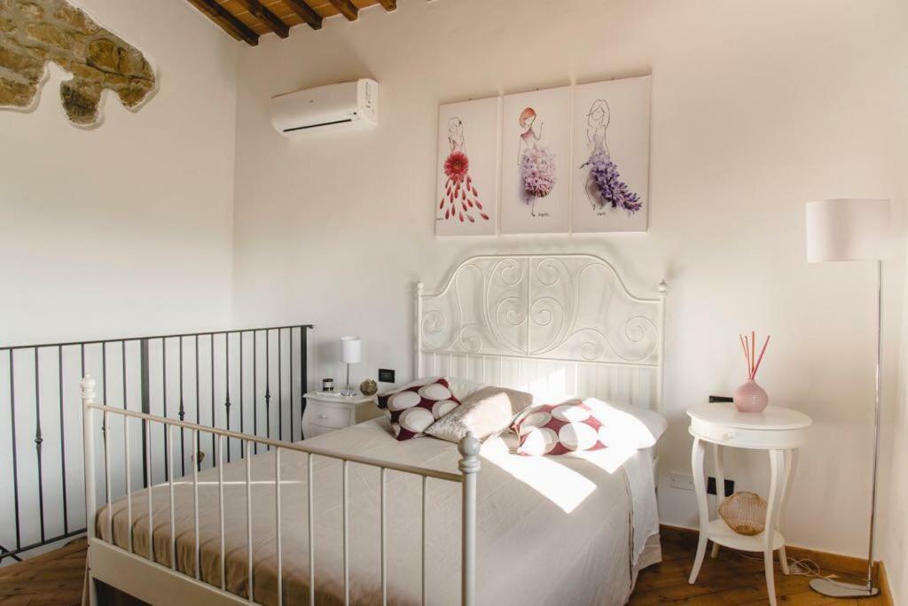 Il Fienile Di Tigliano Villa Vinci Bagian luar foto