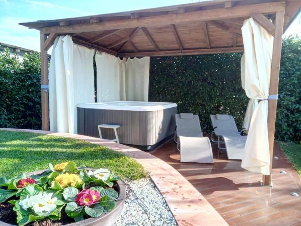 Il Fienile Di Tigliano Villa Vinci Bagian luar foto
